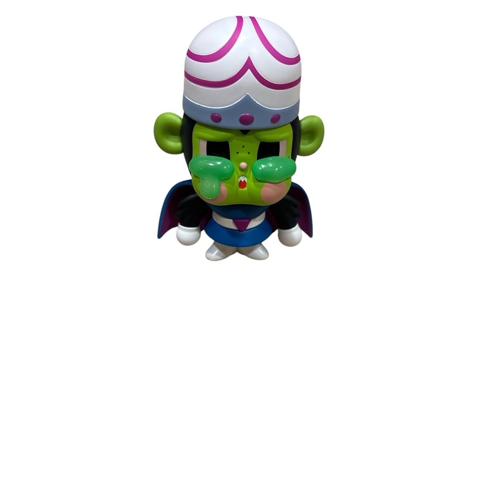 Crybaby powerpuff girl figurine